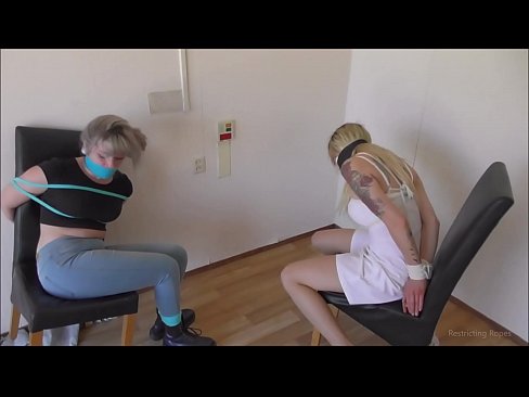 ❤️ E varur / e lidhur dhe e gojës / vajzë në ankth ❌ Porno në sq.porngifmag-com.ru ﹏
